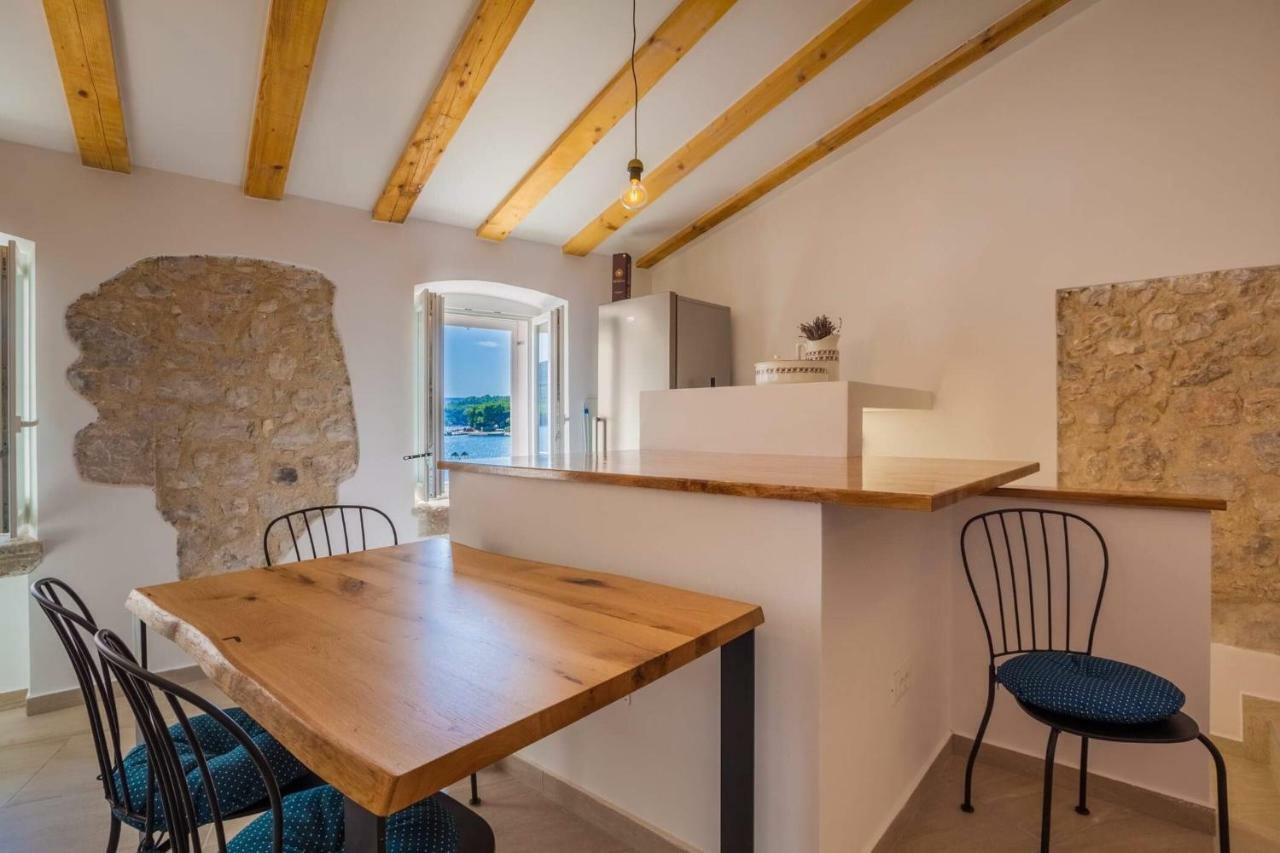 Apartmani Kraj Mora 茨雷斯 外观 照片