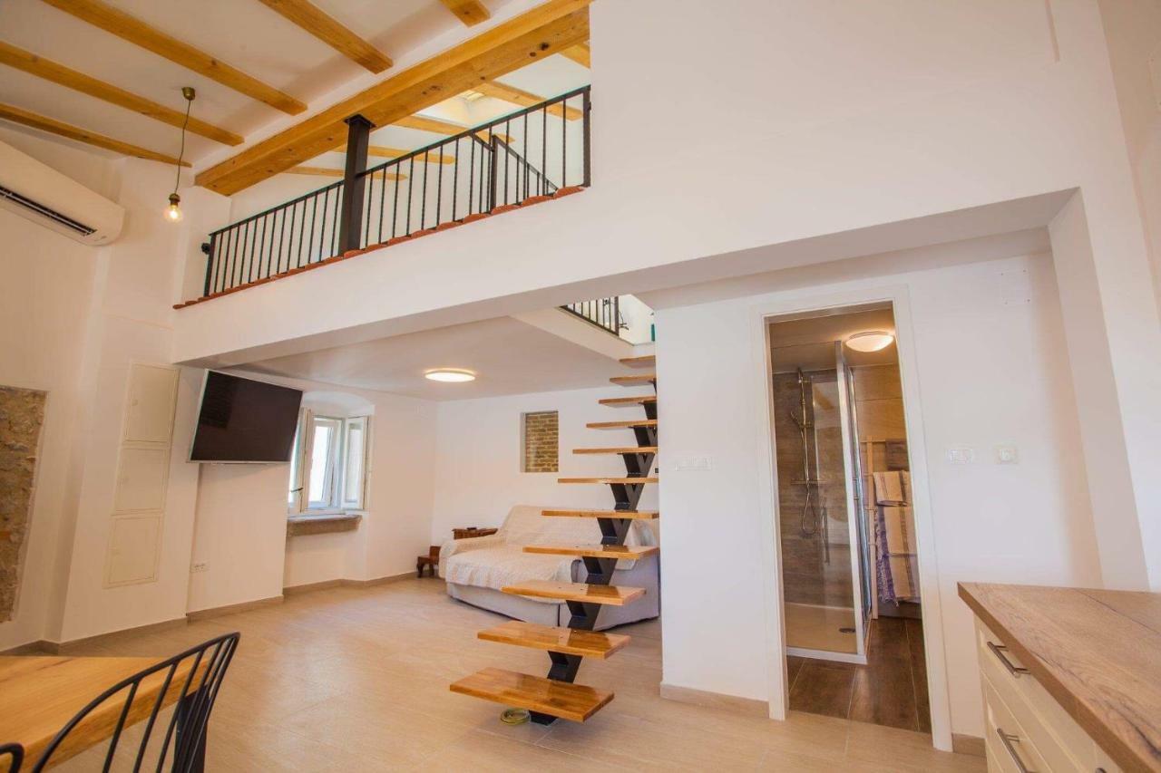 Apartmani Kraj Mora 茨雷斯 外观 照片